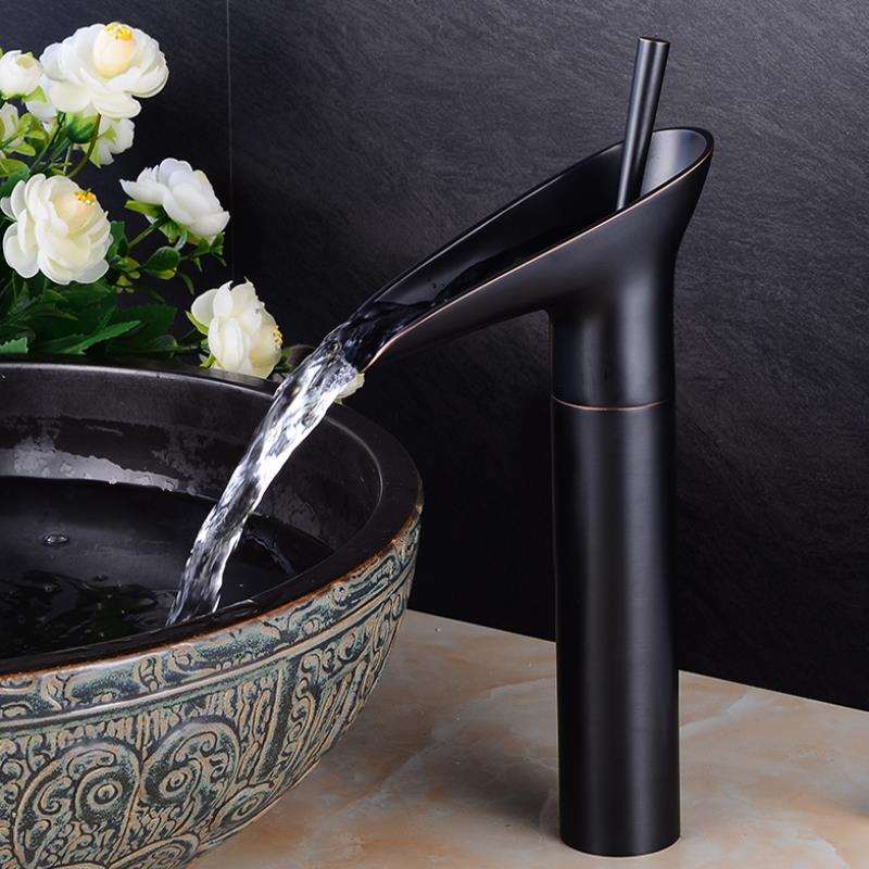 AquaLuxe - Wasserfall antike Wasserhahn Waschbeckenarmatur Messing Waschbeckenarmatur | 50% RABATT