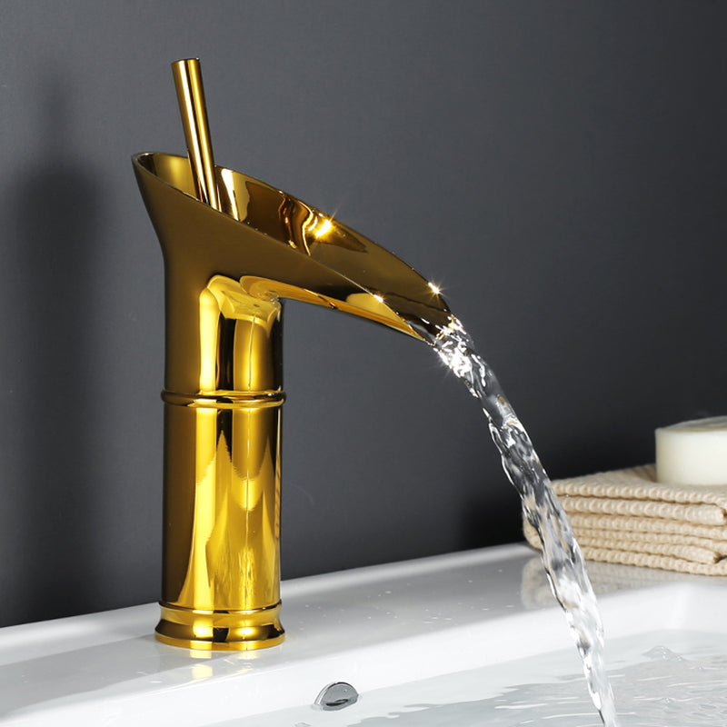 AquaLuxe - Wasserfall antike Wasserhahn Waschbeckenarmatur Messing Waschbeckenarmatur | 50% RABATT