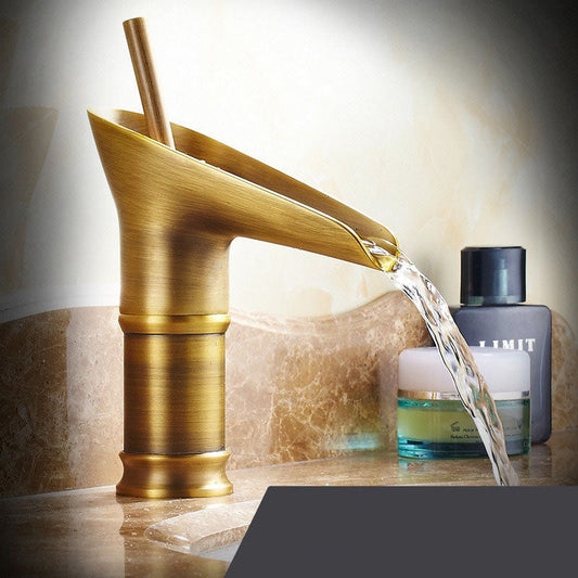 AquaLuxe - Wasserfall antike Wasserhahn Waschbeckenarmatur Messing Waschbeckenarmatur | 50% RABATT