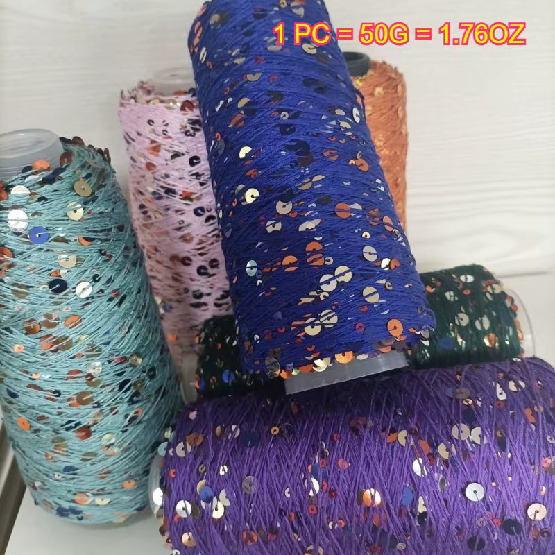 Glitzerndes Pailletten- und weiches Baumwollmischgarn
