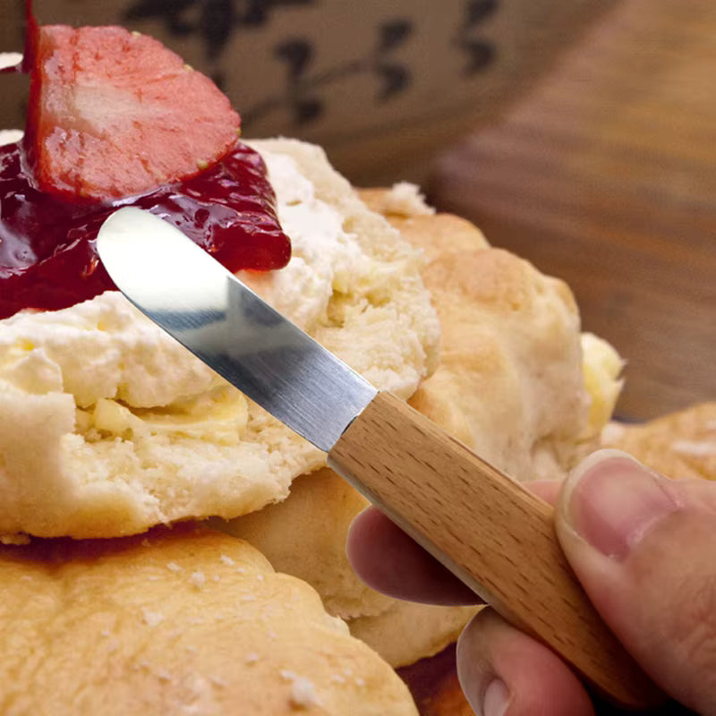 Buttermesser mit Klinge aus rostfreiem Stahl und rutschfestem Holzgriff