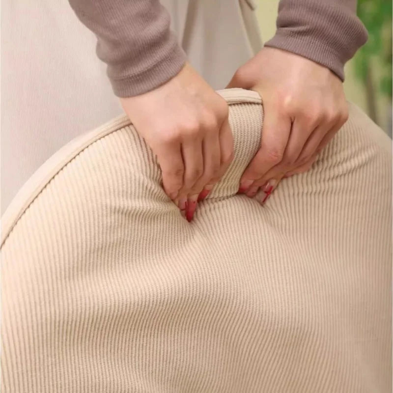 Zusammenklappbarer, verstellbarer Bodenstuhl im japanischen Stil