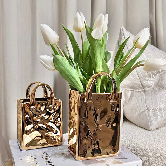 ChicPouch | Kreative Goldtasche zur Vasen-Dekoration