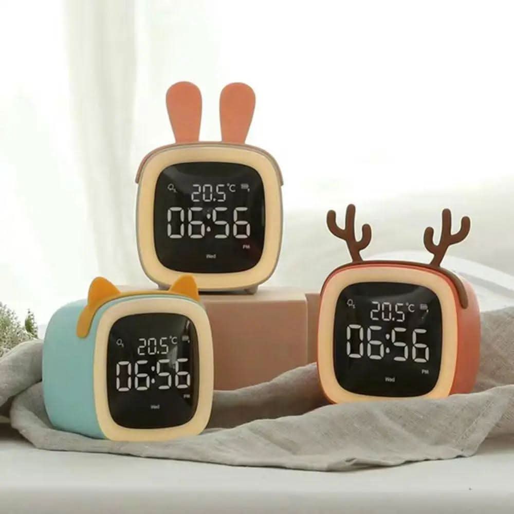 Mini-tegnefilm-tv-vækkeur til børn, LED-natlampe til opladning ved sengen, snooze-ur, justerbar lysstyrke, vågn op med lysfarveindstilling