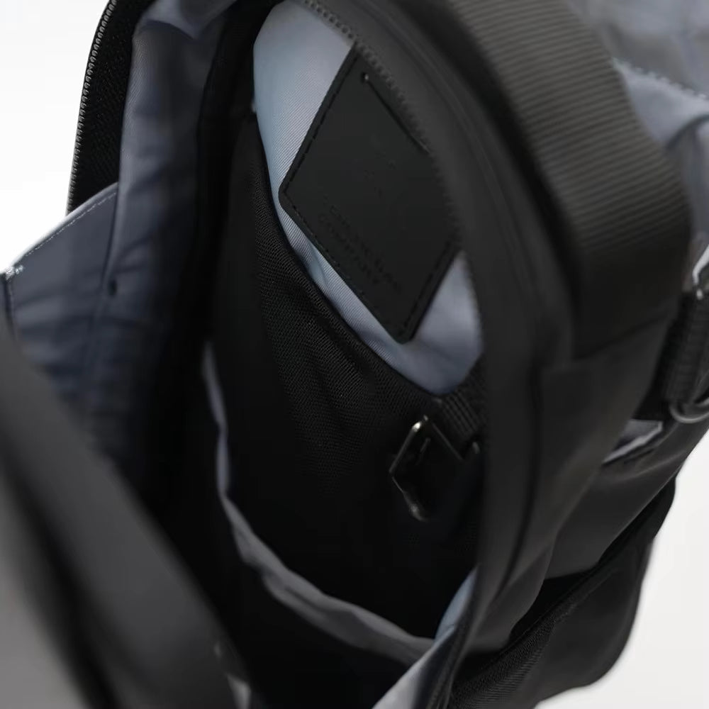 Fitness-Tasche mit starkem Magnetverschluss, großem Fassungsvermögen (Handyfach und Flaschenhalter)