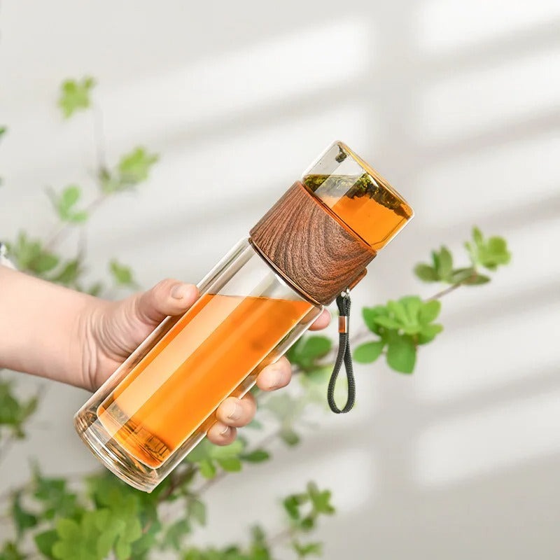 TeaFlex - Transparente tragbare heiße Thermoskanne | Inkl. Teefilter