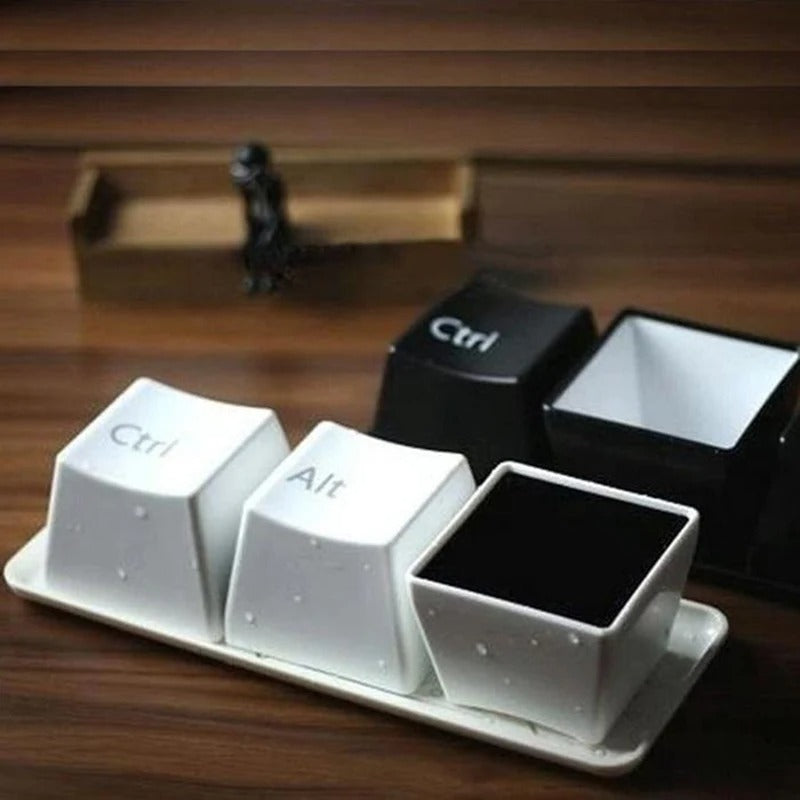 TechCups - 3-teiliges kreatives Ctrl-Alt-Del-Tastatursatz mit Tassen