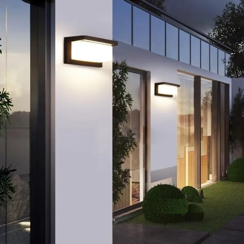 LED Wandleuchte mit Bewegungssensor – Außenveranda, Balkon & Garten