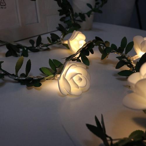 VineSpark - Blätternde, blühende Ranken aus LED-Licht