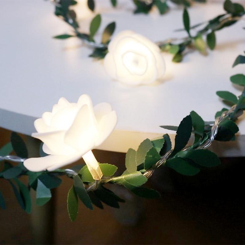 VineSpark - Blätternde, blühende Ranken aus LED-Licht