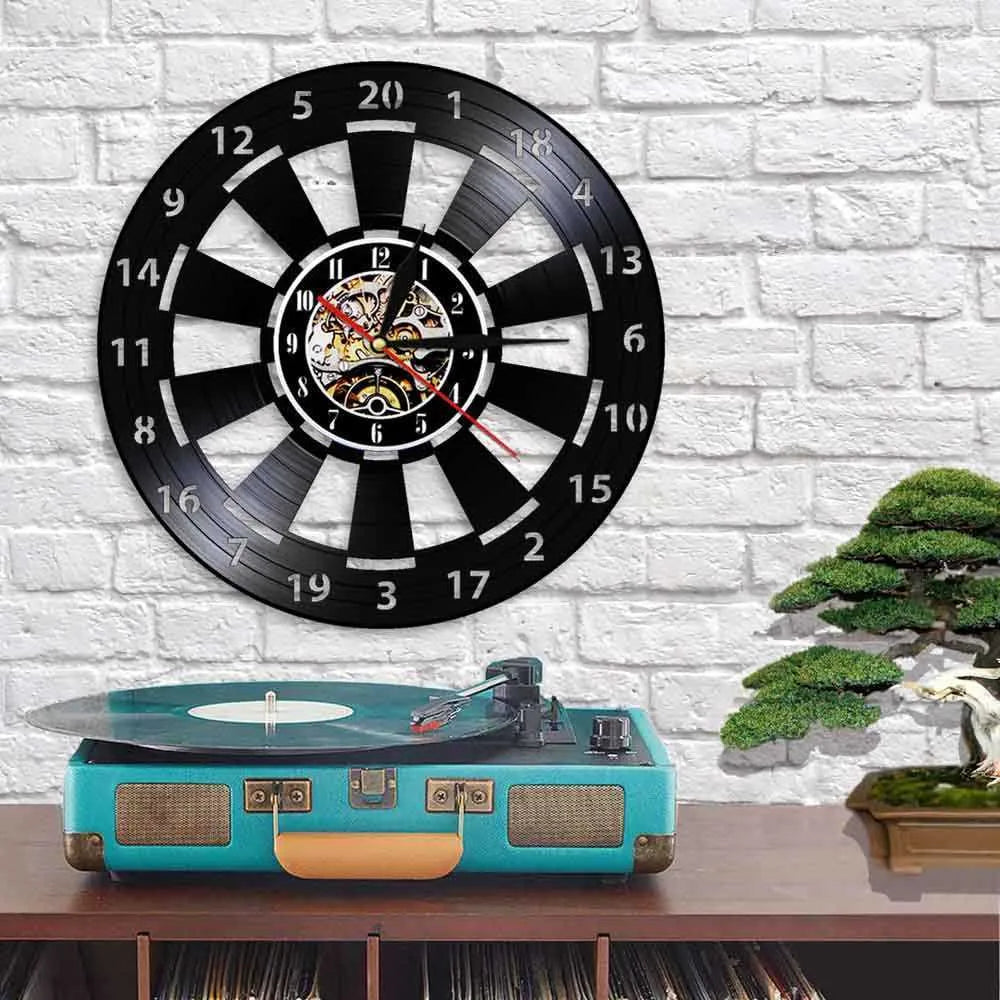 VinylTime - Retro Dart-Wanduhr aus Vinyl